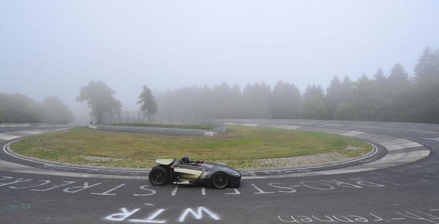  Peugeot EX1 at the Nurburgring Nordschleife 2011 года  (фото 2 из 3)